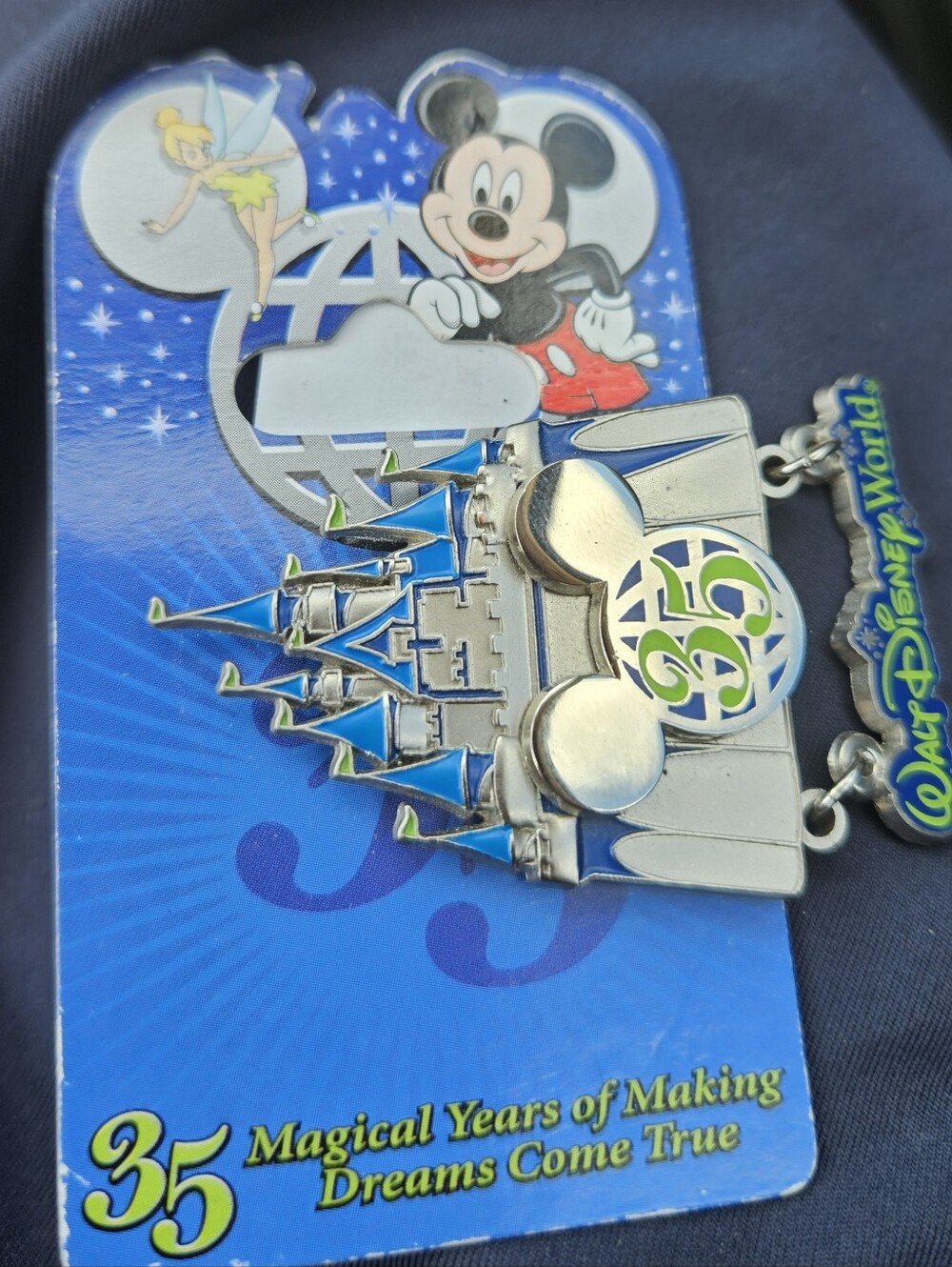 Collector Trading Pin - Picture 2 of 4